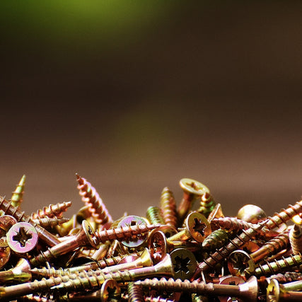 HardwareWood screws.